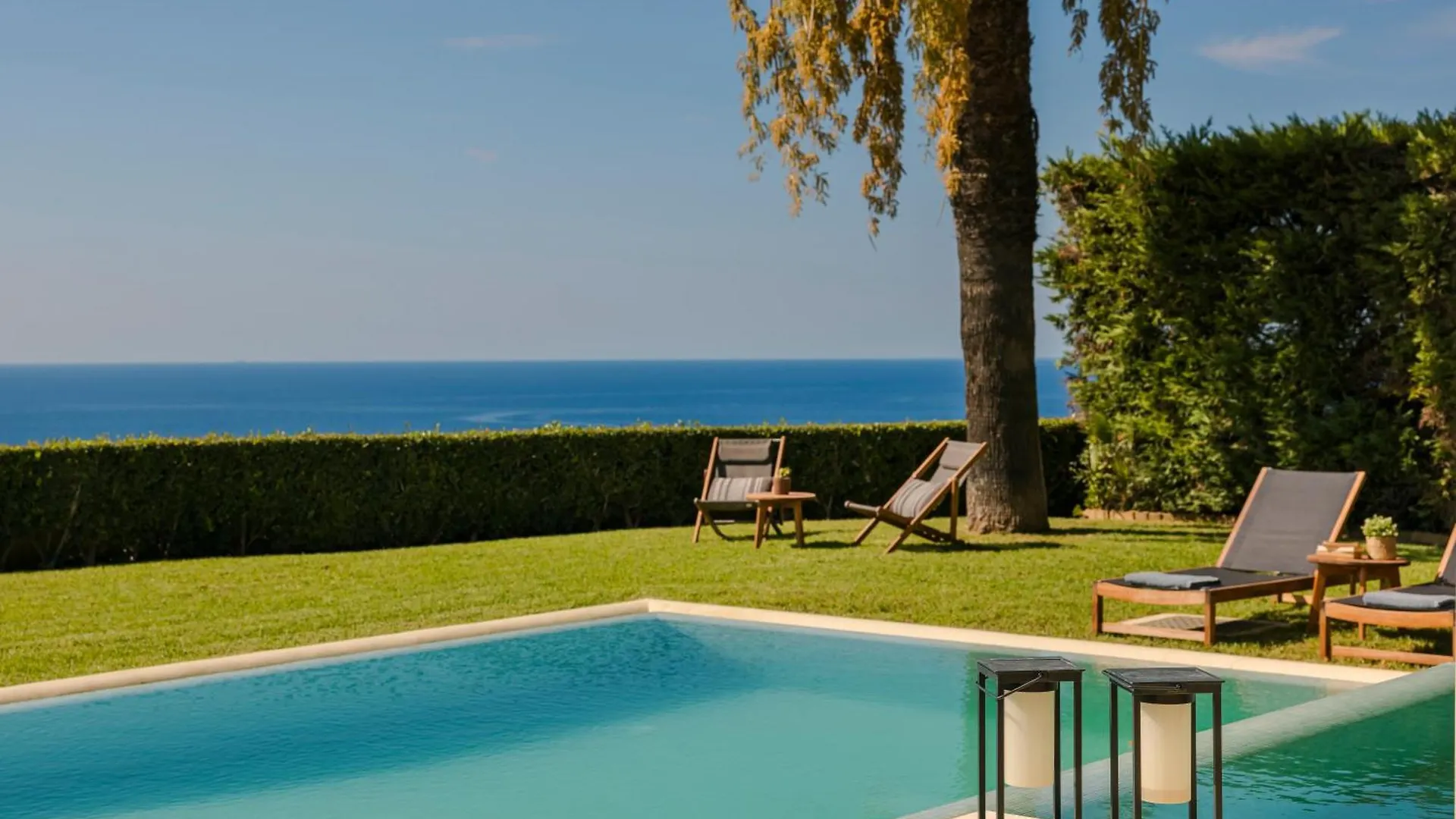 Sarlata Villas Svoronata
