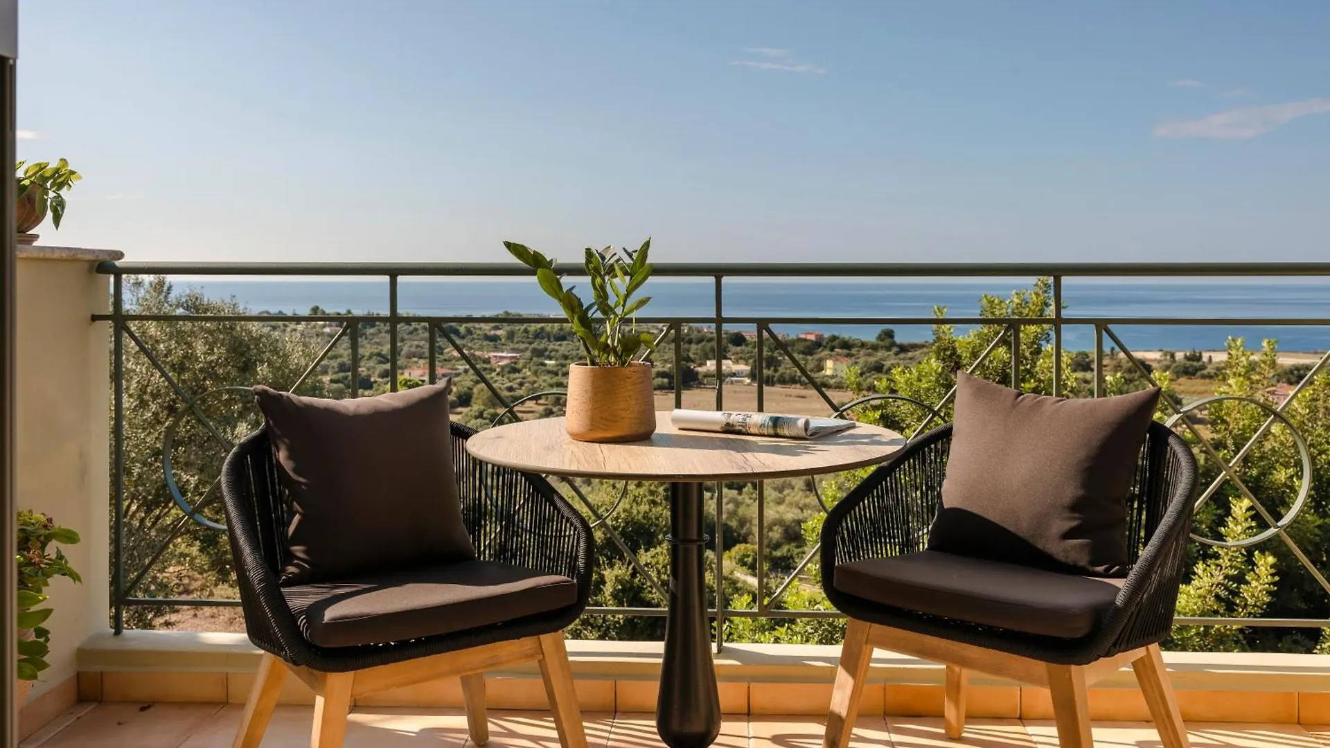 Sarlata Villas Svoronata